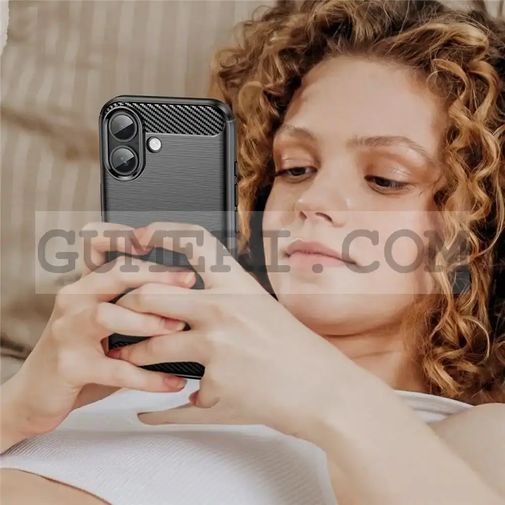 Гръб "Карбон Шарк" за Apple iPhone 17