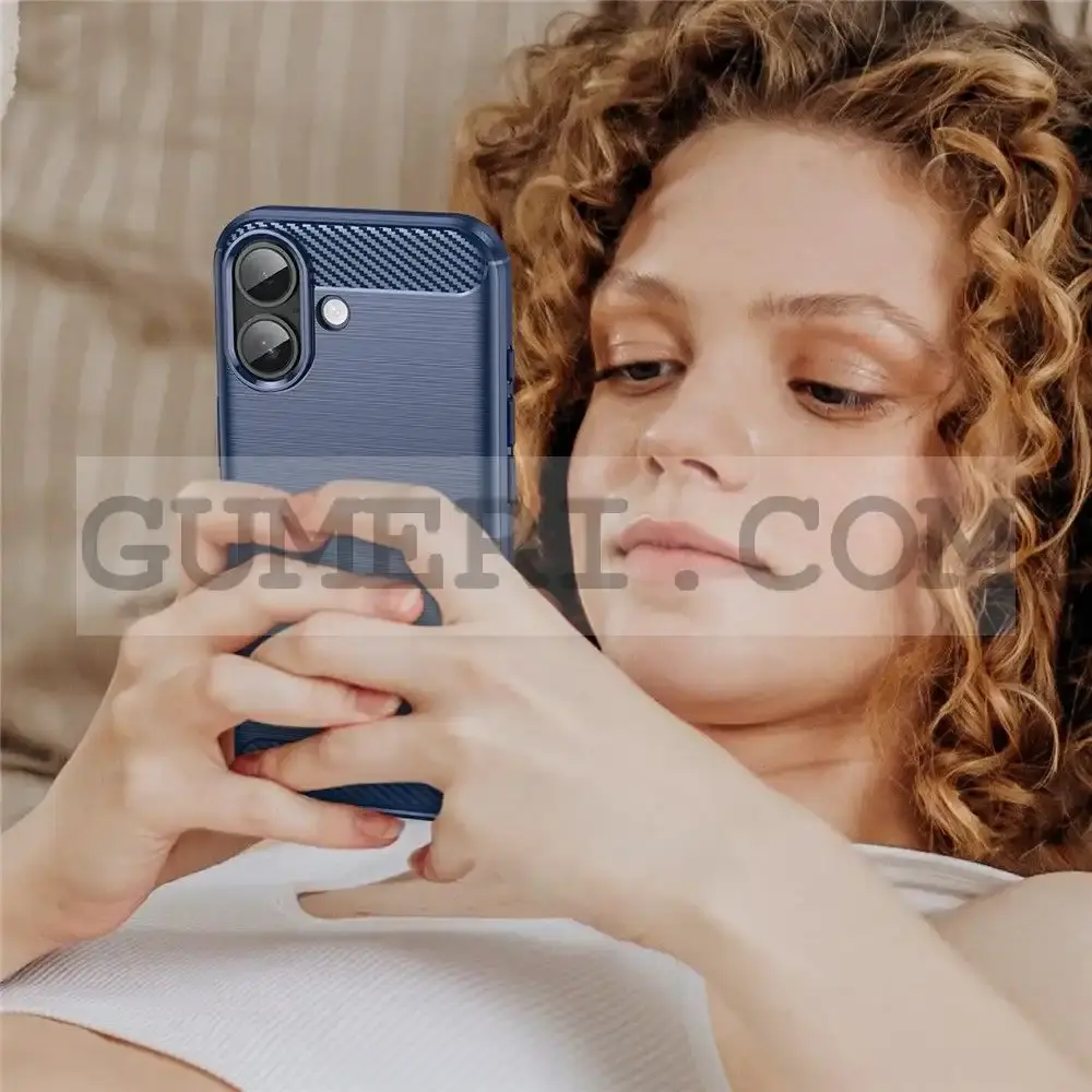 Гръб "Карбон Шарк" за Apple iPhone 17