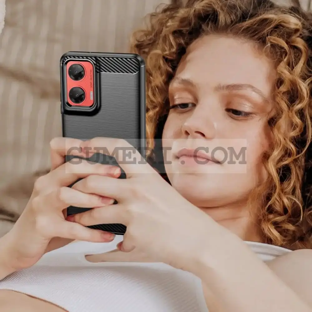 Гръб "Карбон Шарк" за Motorola Moto G35