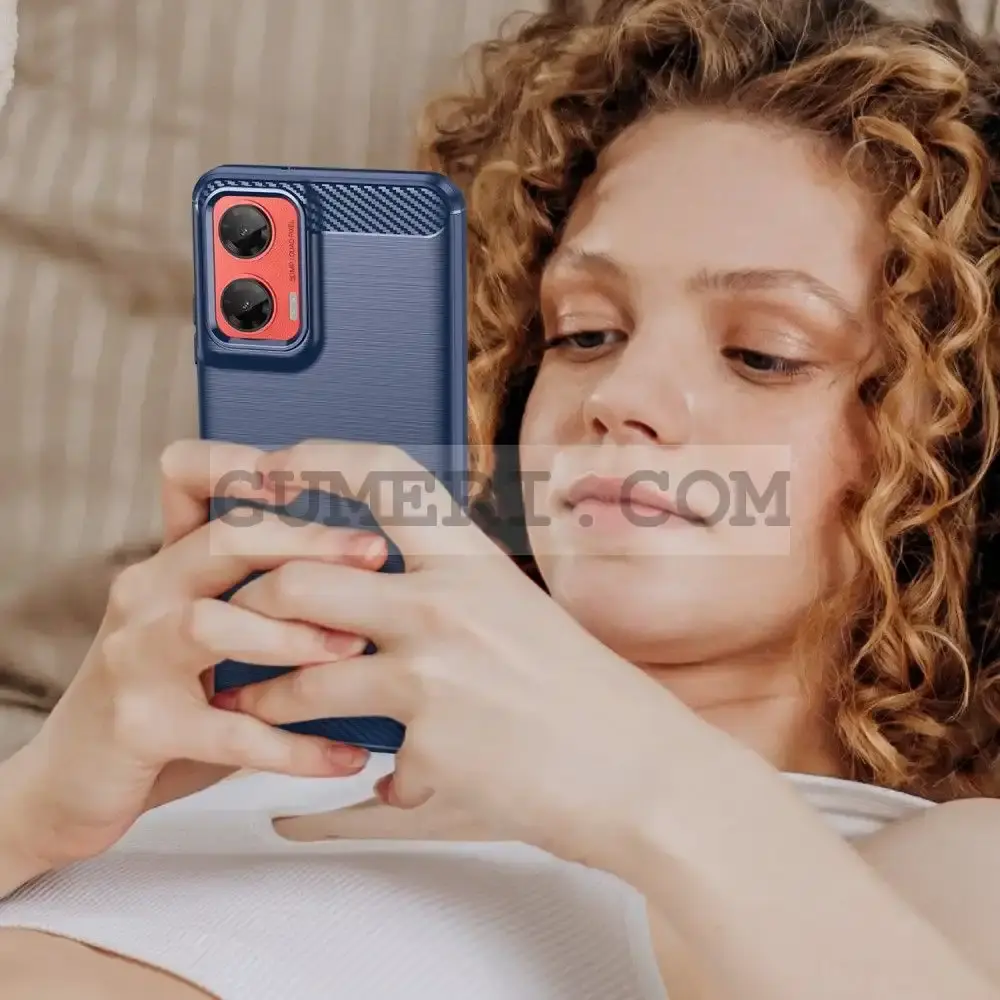 Гръб "Карбон Шарк" за Motorola Moto G35